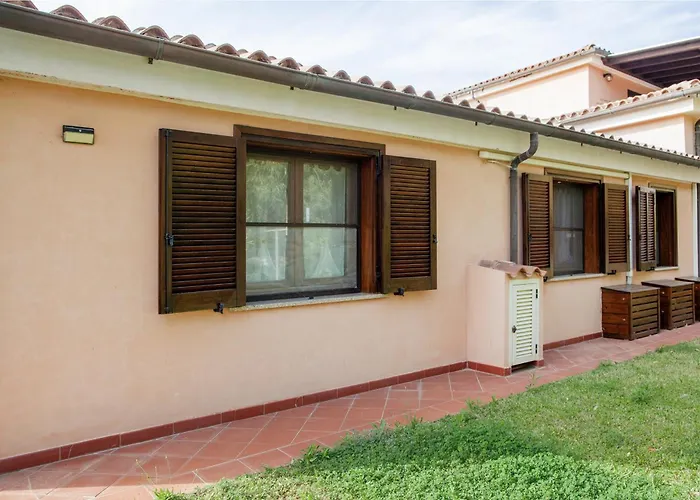 Torre Di Chia Holiday Home It11101Cr